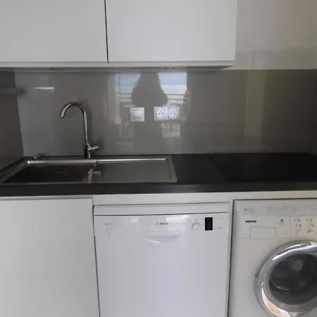 Appartement 47M² Avec Terrasse Vue Mer Et Box Privatif Securise - Fr-1-472A-128